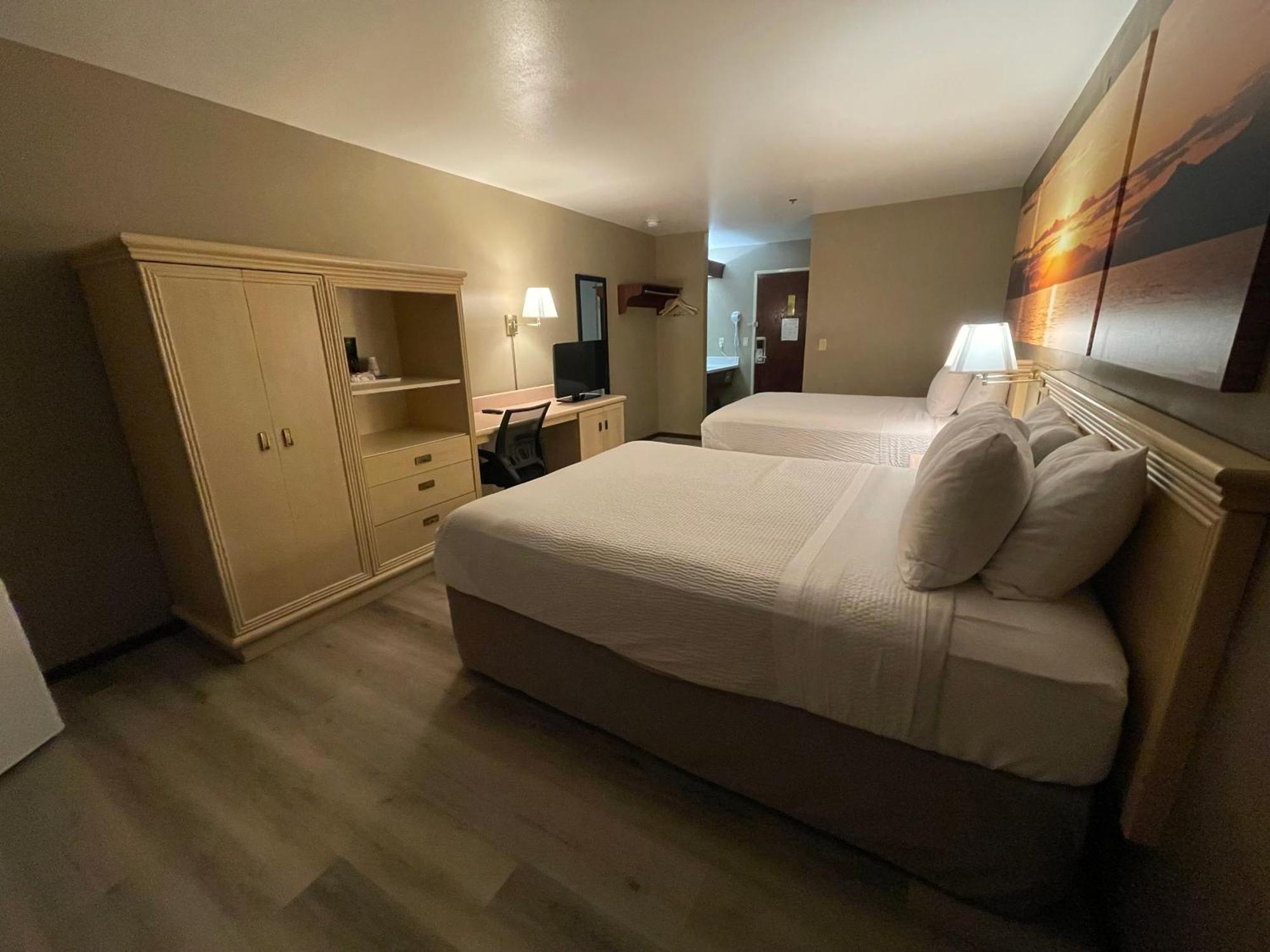 Days Inn By Wyndham Seatac Airport Εξωτερικό φωτογραφία