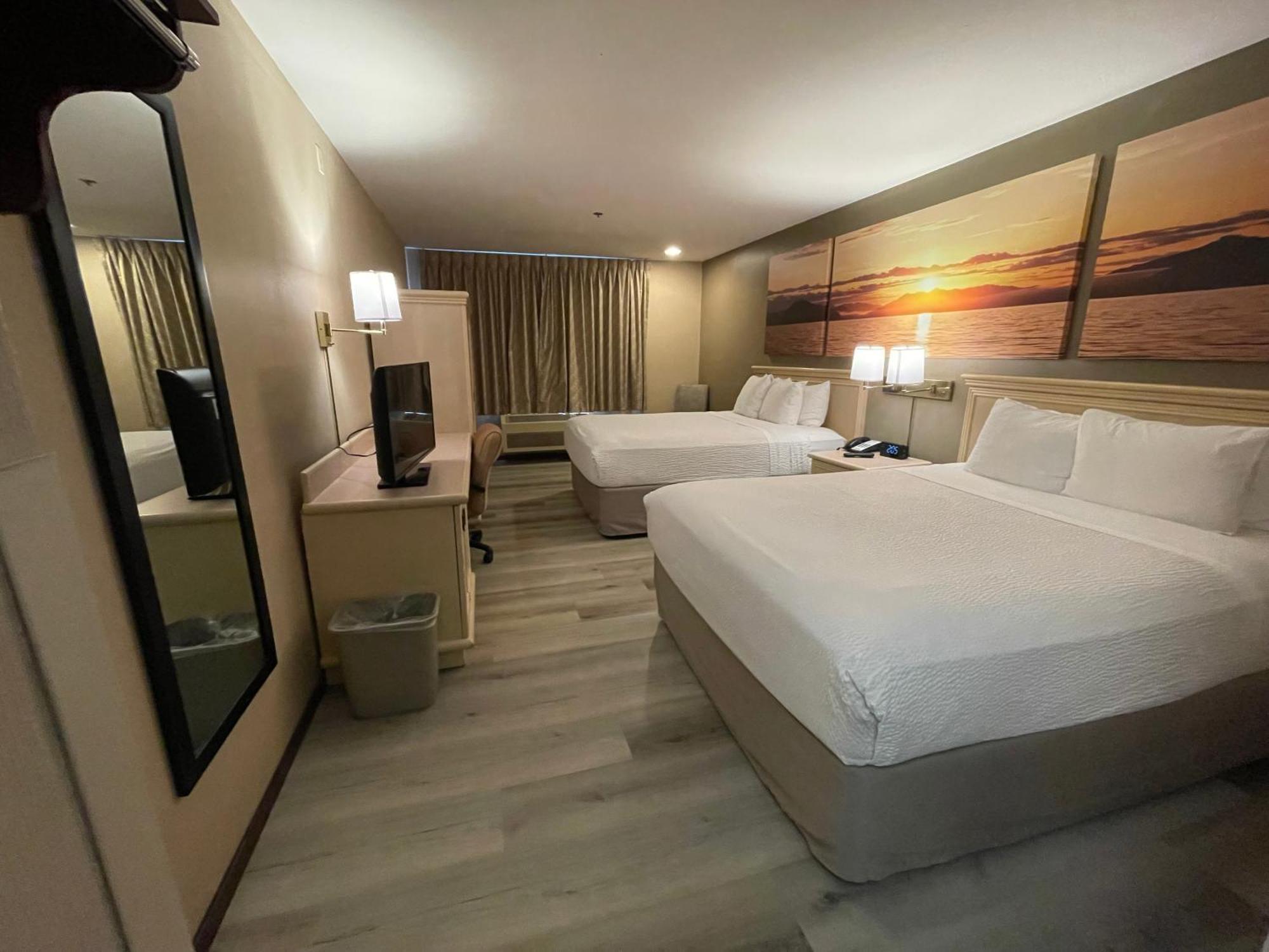 Days Inn By Wyndham Seatac Airport Εξωτερικό φωτογραφία
